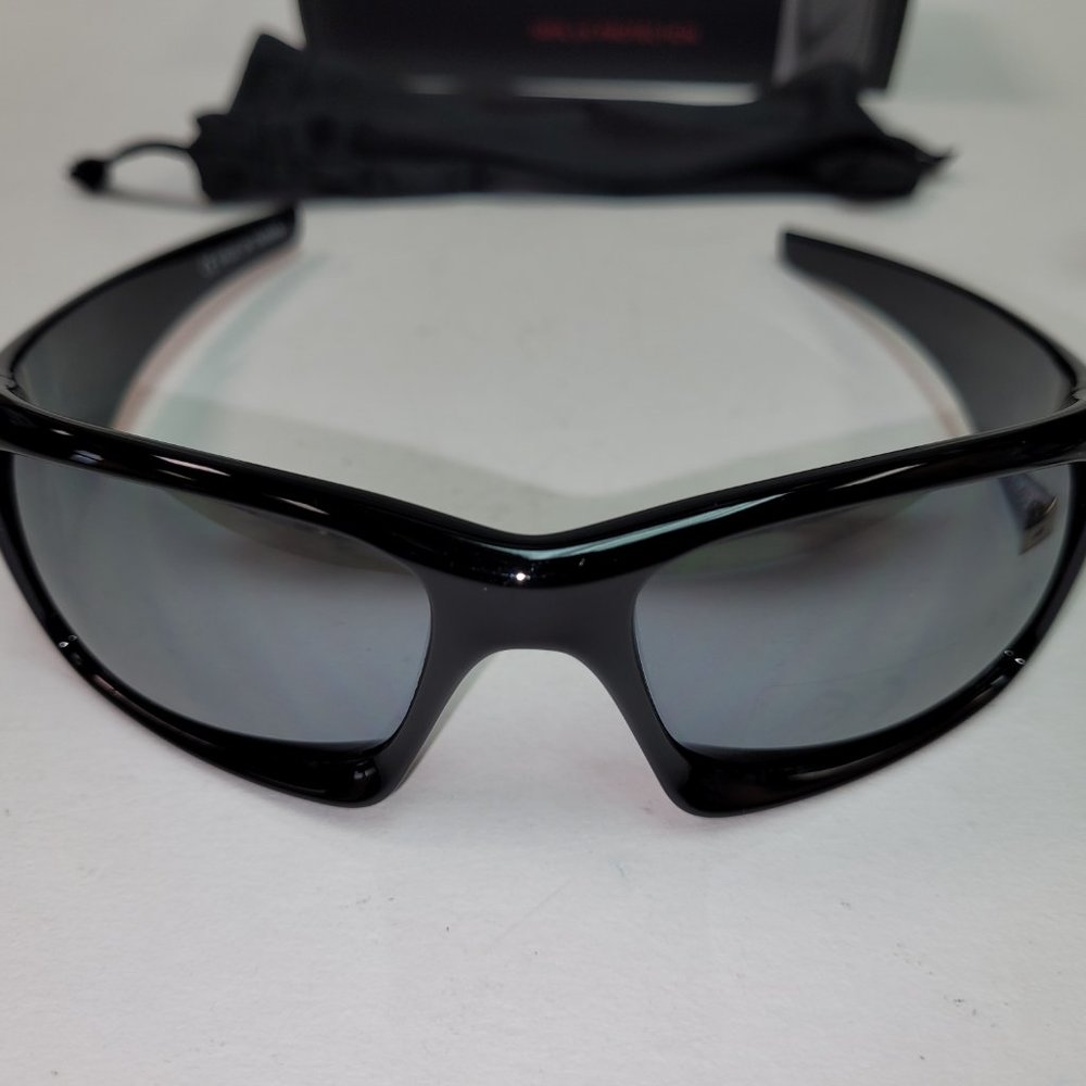 Serfas Mash Sunglasses Gloss Black With Silver Lenses #5011 Retail $50